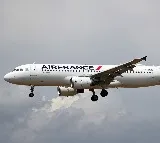 Techie attempts to open emergency door on Paris-Bengaluru flight, arrested