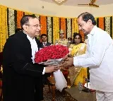 CM KCR participates in the swearing in ceremony of CJ Alok Aradhe in Rajbhavan