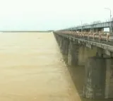 Godavari records huge water levels at Dhavaleswaram