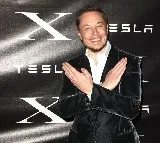 Musk rebranding Twitter to 'X', killing blue bird logo