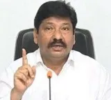 Janasena Veera Mahila hits Jogi Ramesh effigy with chappals