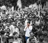 Lokesh escapes unhurt in Darsi constituency
