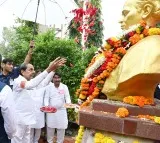 KCR demands Bharat Ratna for Maharashtra Annabhau
