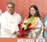 Tollywood Actress Jayasudha joins BJP