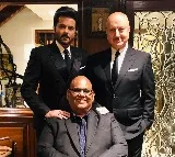 Anupam Kher misses late Satish Kaushik 'little extra' on Friendship Day