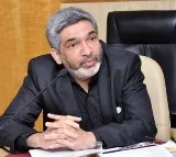 Journalist Zaheeruddin Ali Khan passes away during Gaddar’s funeral procession