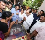 Gaddar’s last rites conducted with state honours, KCR pays last respects