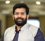 Jakkampudi Raja fires on Chandrababu
