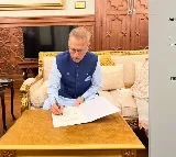 Pakistan President dissolves National Assembly, paves way for polls