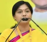 Gouthu Sireesha fires on Jagan