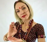 Ukrainian singer Uma Shanti booked in Pune for disrespecting Tricolour