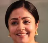 Jyothika in Vijay movie