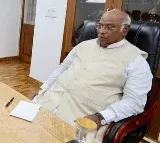 Bhatti vikramarka calls on Congress chief mallikarjun kharge