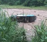 6 Indian pilgrims among 7 killed in Nepal road accident