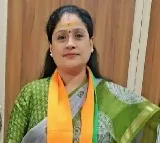 Party will decide my contest against KCR in Kamareddy says Vijayashanti