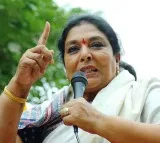 renuka chowdhury comments on kcr