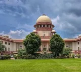 SC notices to AP Government over Vanpic case