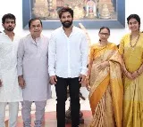 Allu Arjun went to Brahmanandam residence