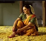 In a 'tribute to all girls who grew up in Bengal', Nithya Menen performs 'Chitrangada'