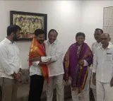 Dissident BRS leader invited to join Congress