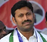 YS Avinash Reddy attends CBI court