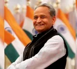 Show cause notice issued to Gehlot on corruption against judiciary remark