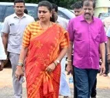 Roja fires at Pawan Kalyan and Purandeswari