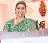 Can Chandrababu bring mental certificate like Balakrishna asks Roja