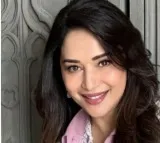 When Tinnu anand asked madhuri to leave the set of film with amitabh in lead role