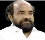 R Krishnaiah praises Kavitha