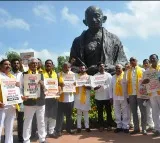 Majority respondents in Andhra think arrest will help Chandrababu Naidu in elections