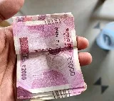 September 30th Last Date To Submit Rs 2000 Notes