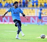 Virat Kohli to join Indian team soon after flying to Mumbai due to personal emergency: Report