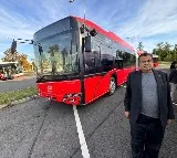 Nitin Gadkari test rides world longest overhead power electric trolley bus in Prague