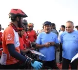 CEC flags off cyclothon, walkathon in Hyderabad for voter awareness