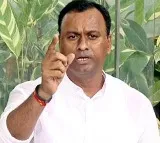 Komatireddy rajagopal reddy rubbishes rumours of him leaving bjp