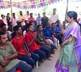 Nara Bhuvaneswari talks to Yuvagalam Volunteers who came out after got bail