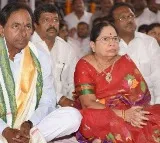 KCR wife shobha visits Thirumala for venkateshwara swamy darshan