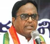 Ponnala Lakshmaiah resigns to Congress