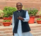 Digvijaya Singh's 'resignation letter' sparks off controversy, Congress lodges complaint