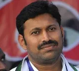 YS Avinash Reddy attends CBI Court