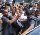 Telangana Congress chief detained during 'swear' challenge to KCR