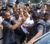 Telangana Congress chief detained during 'swear' challenge to KCR