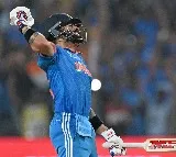 Kohli changes match into high tension in order to make century