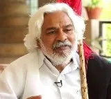 Gaddar family members criticises Congress