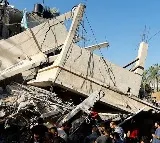 30 Palestinians killed as Israel strikes building in Gaza