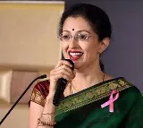 Senior Actor Gautami Tadimalla quits BJP