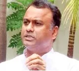 Komatireddy Venkat Reddy hot comments on party change