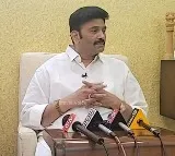 Raghurama comments on news that Krishnamraju wife will contest in Narasapuram