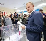 Polish opposition nominates Donald Tusk as PM candidate